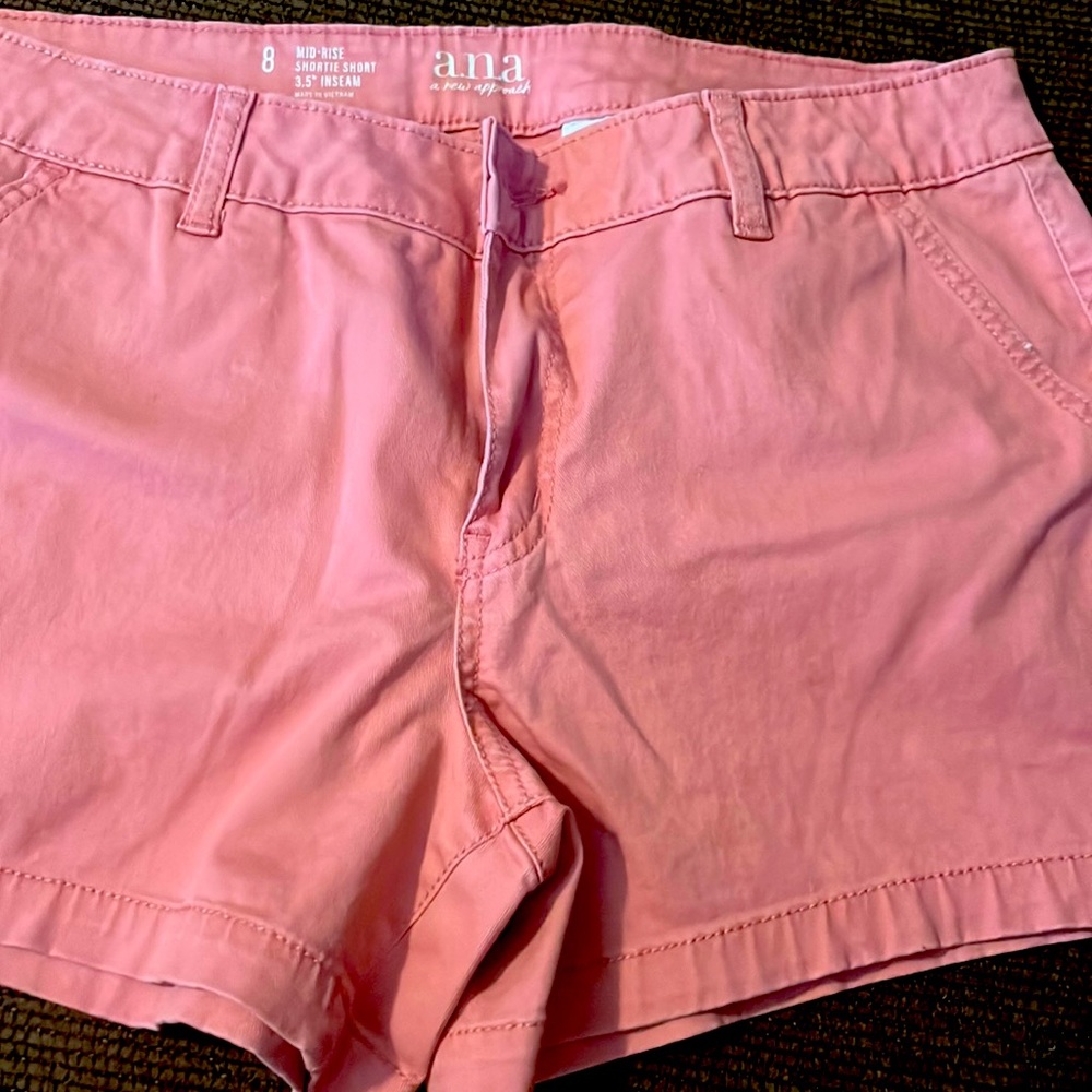 a.n.a, mid rise, shortie short, 3.5 inseam